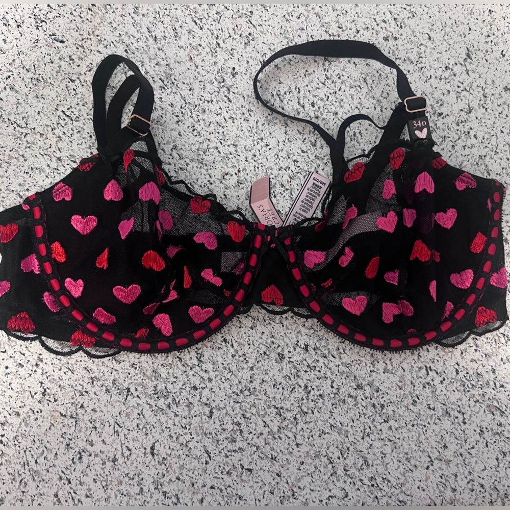 Brand new Victoria secret bra